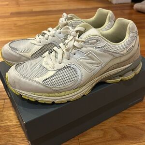 AURALEE x 2002R 'White'